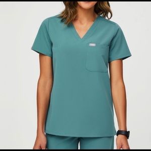 FIGS Hydrogreen XS CatarinaOne-Pocket Scrub Top